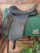 18" County Competitor Dressage Saddle